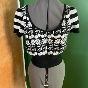 Anthropologie Maeve Trixie Sweater Top with cut out back